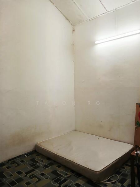1-storey Terraced House for Sale in Seri Kembangan (Selangor) - Tavon RG - Bedroom - PropertyGuru.com.my