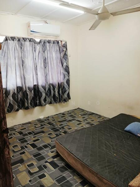 1-storey Terraced House for Sale in Seri Kembangan (Selangor) - Tavon RG - Bedroom - PropertyGuru.com.my