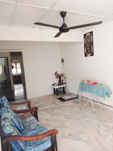1-storey Terraced House for Sale in Seri Kembangan (Selangor) - Tavon RG - Living Room - PropertyGuru.com.my
