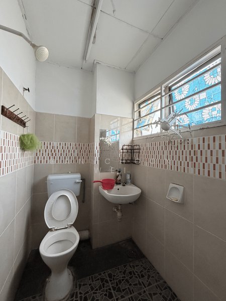2-storey Terraced House for Sale in Usj 12 (Subang Jaya) - Gan Choon Wei - Bathroom - PropertyGuru.com.my