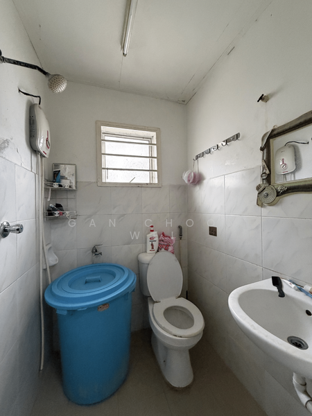 2-storey Terraced House for Sale in Usj 12 (Subang Jaya) - Gan Choon Wei - Bathroom - PropertyGuru.com.my