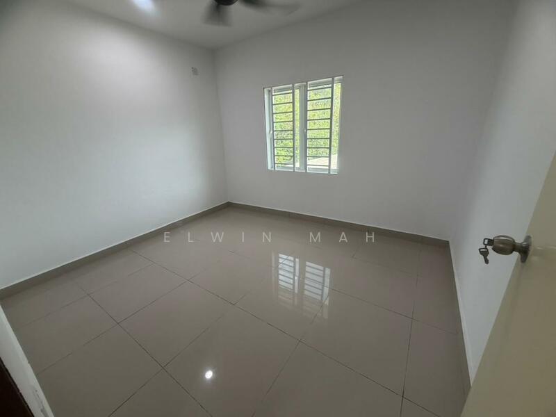 Taman Bukit Rawang Jaya, Rawang untuk Untuk Dijual - RM 399,000, Mac 2026 - Interior - PropertyGuru.com.my