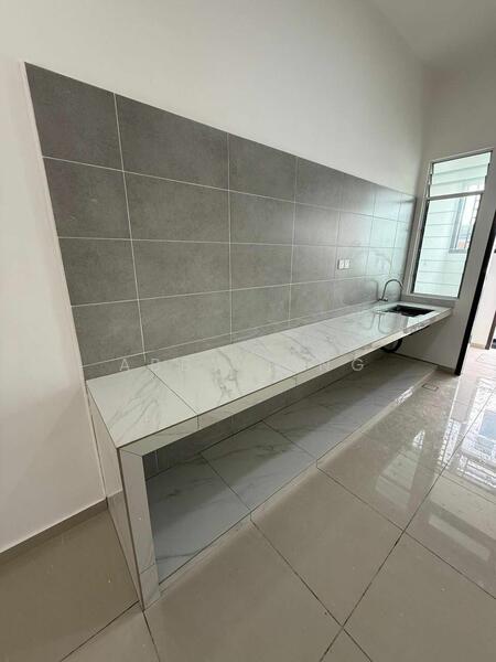 2-storey Terraced House for Sale in Bandar Layangkasa (Pasir Gudang) - Abby Ting - Kitchen - PropertyGuru.com.my