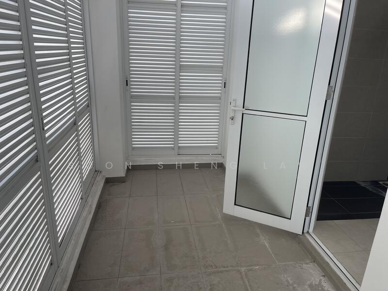 Bungalow for Sale in Semenyih (Selangor) - Soon Sheng Law - Balcony - PropertyGuru.com.my