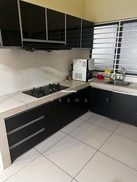 Condominium for Rent at Oasis 1 - Tharrsha. T - Kitchen - PropertyGuru.com.my