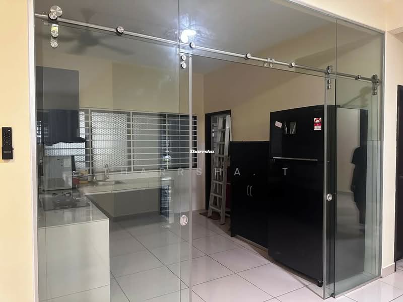 Condominium for Rent at Oasis 1 - Tharrsha. T - Kitchen - PropertyGuru.com.my