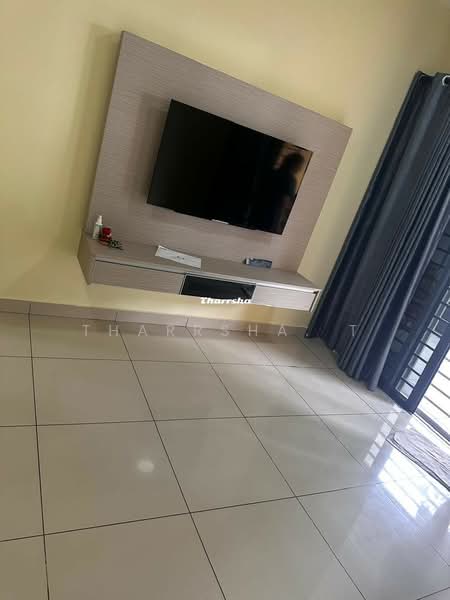 Condominium for Rent at Oasis 1 - Tharrsha. T - Living Room - PropertyGuru.com.my
