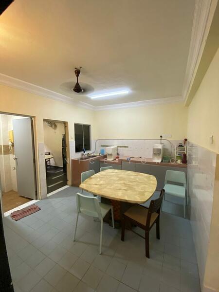 Taman Puteri Wangsa Ulu Tiram untuk Untuk Disewa - RM 2,300 /bulan, Feb 2026 - Kitchen - PropertyGuru.com.my