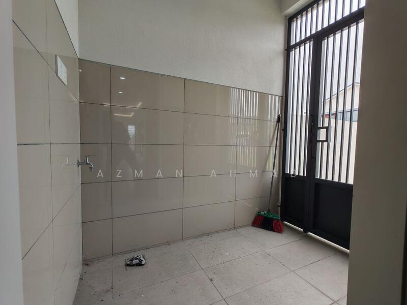 2-storey Terraced House for Sale in Shah Alam (Selangor) - Azman Ahmad - PropertyGuru.com.my