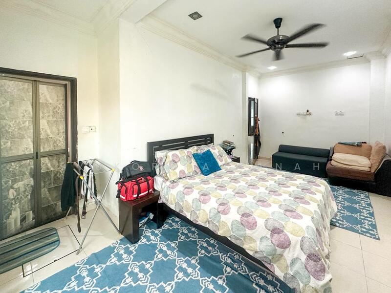 Seksyen 23, Shah Alam untuk Untuk Dijual - RM 1,250,000, Mac 2026 - Bedroom - PropertyGuru.com.my
