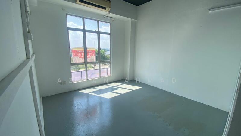 Shop / Office for Rent in Shah Alam (Selangor) - Azman Ahmad - Interior - PropertyGuru.com.my