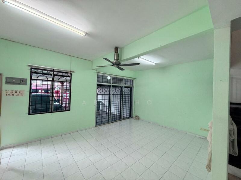 2-storey Terraced House for Rent in Taman Cheng Perdana 1 (Cheng) - Abby Ho - PropertyGuru.com.my