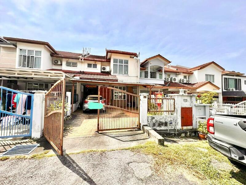 2-storey Terraced House for Sale in Puchong Utama (Seksyen 6) (Puchong) - Hafiz Tajri - Exterior - PropertyGuru.com.my