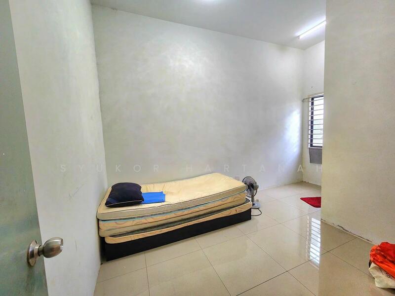 2-storey Terraced House for Sale in Sungai Buloh (Selangor) - Syukor Hartanah - Bedroom - PropertyGuru.com.my