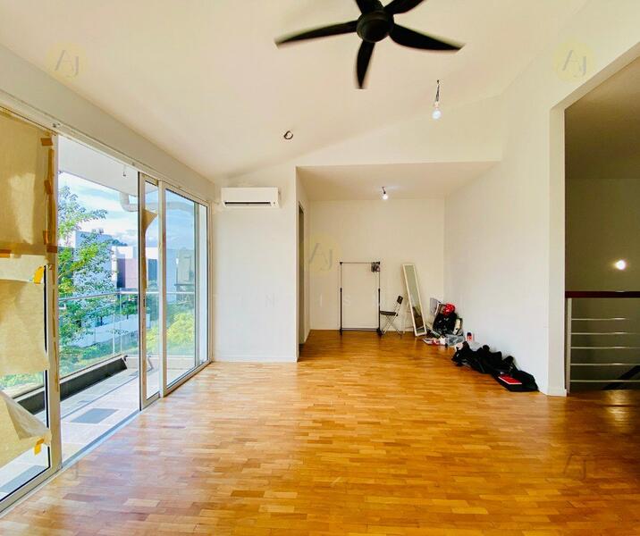 3-storey Terraced House for Sale in Taman Melawati (Ulu Kelang) - Fatin Ismail - Living Room - PropertyGuru.com.my