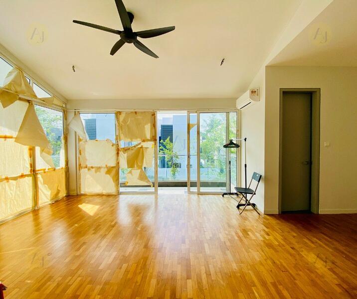 3-storey Terraced House for Sale in Taman Melawati (Ulu Kelang) - Fatin Ismail - Living Room - PropertyGuru.com.my