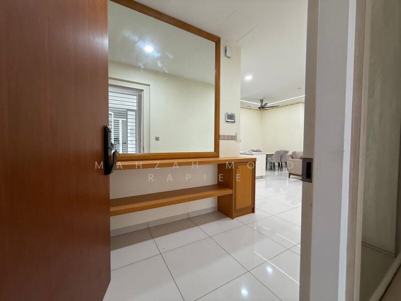 Condominium for Rent at Par 3 Condo & Condo Villa - Mahzah Mohd Rapiee - Living Room - PropertyGuru.com.my