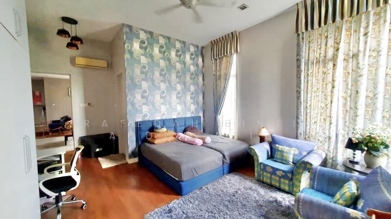 Bungalow for Sale in Seksyen 13 (Shah Alam) - Rafedah Binti Abdul Aziz - Bedroom - PropertyGuru.com.my