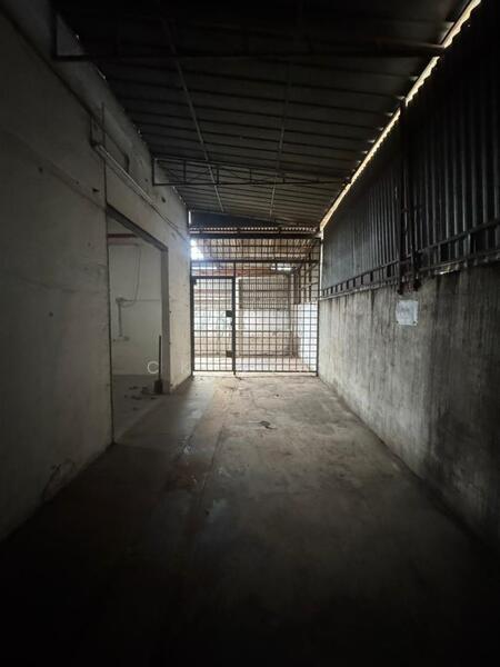 Ipoh pengkalan 1 super big fully covered factory for sale untuk Untuk Dijual - RM 550,000, Feb 2026 - PropertyGuru.com.my