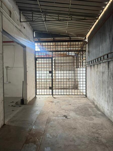 Ipoh pengkalan 1 super big fully covered factory for sale untuk Untuk Dijual - RM 550,000, Feb 2026 - PropertyGuru.com.my