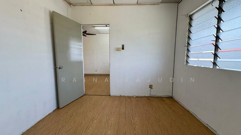 Flat PKNS Section 17 Shah Alam untuk Untuk Dijual - RM 180,000, Feb 2026 - Interior - PropertyGuru.com.my