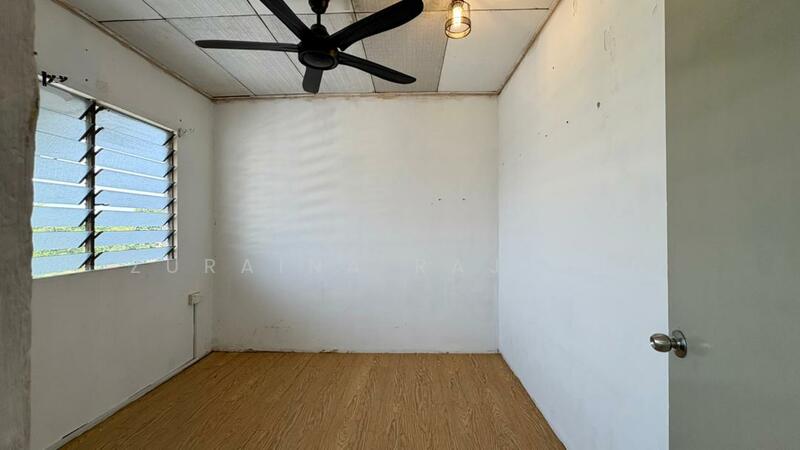 Flat PKNS Section 17 Shah Alam untuk Untuk Dijual - RM 180,000, Feb 2026 - Interior - PropertyGuru.com.my