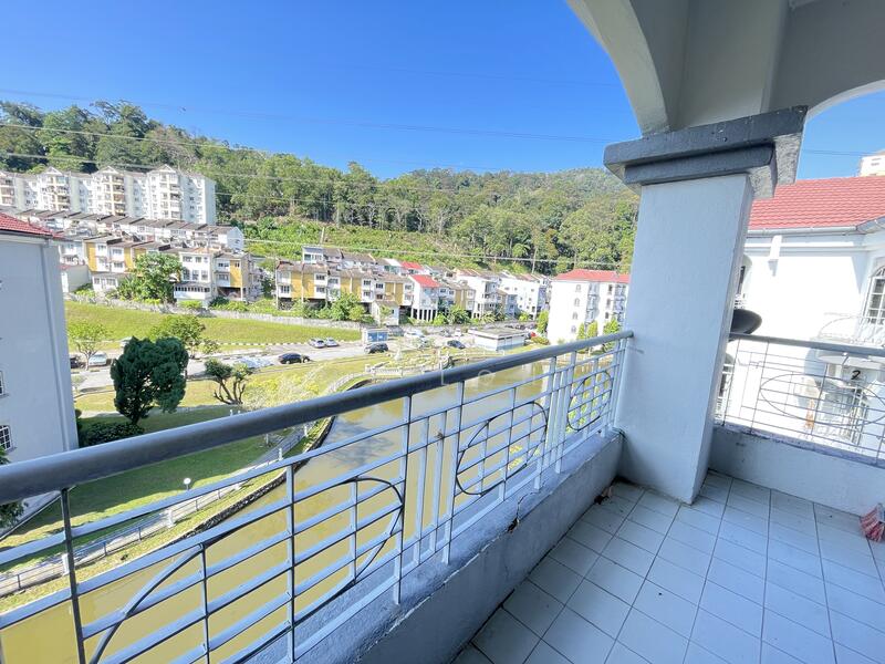 Kondominium untuk Disewa di Casa Venicia Condominium - MY Loh - Balcony - PropertyGuru.com.my