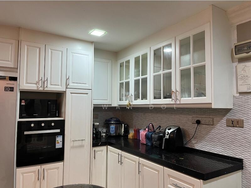 2-storey Terraced House for Sale in TTDI Jaya (Shah Alam) - Azuwan Dol - Kitchen - PropertyGuru.com.my