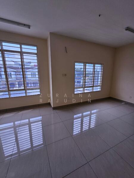 Semi-Detached House for Sale in Shah Alam (Selangor) - Zuraina Rajudin - Interior - PropertyGuru.com.my