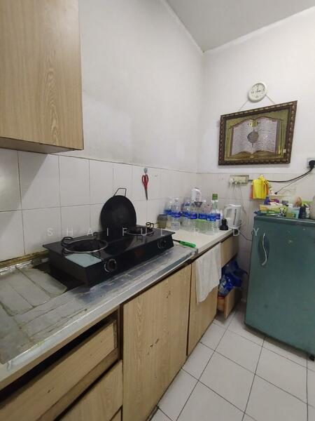 Apartment for Sale at Bandar Baru Kundang - Shaiful Rudy - Kitchen - PropertyGuru.com.my