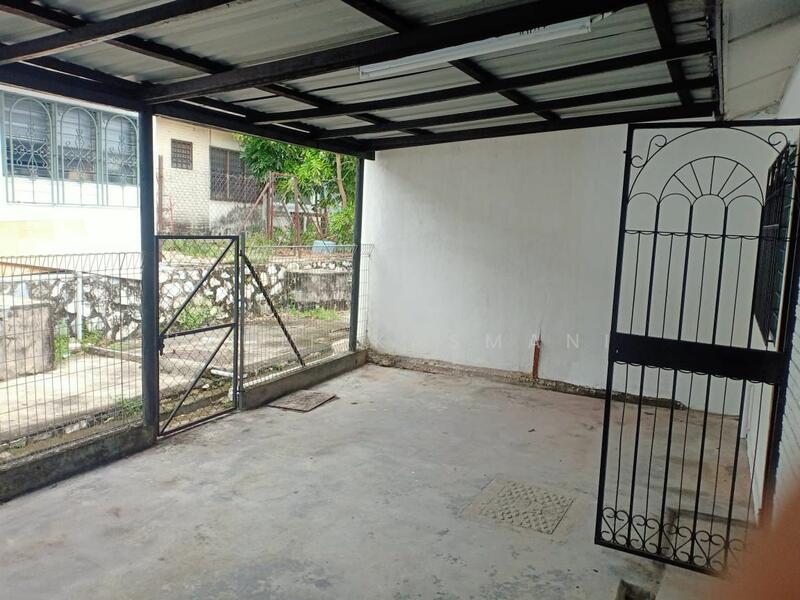 1-storey Terraced House for Sale in Kelana Jaya (Petaling Jaya) - Hanif Kasmani - Exterior - PropertyGuru.com.my