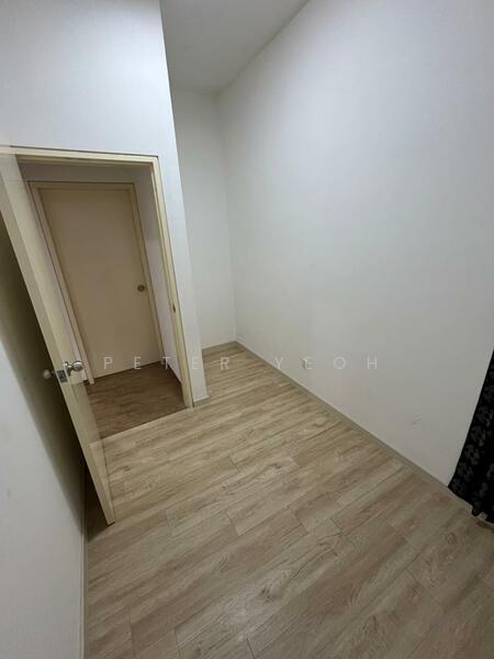 Condominium for Sale at Lakefront Homes - Peter Yeoh - Interior - PropertyGuru.com.my