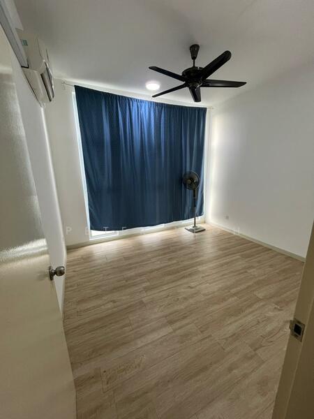 Condominium for Sale at Lakefront Homes - Peter Yeoh - Bedroom - PropertyGuru.com.my