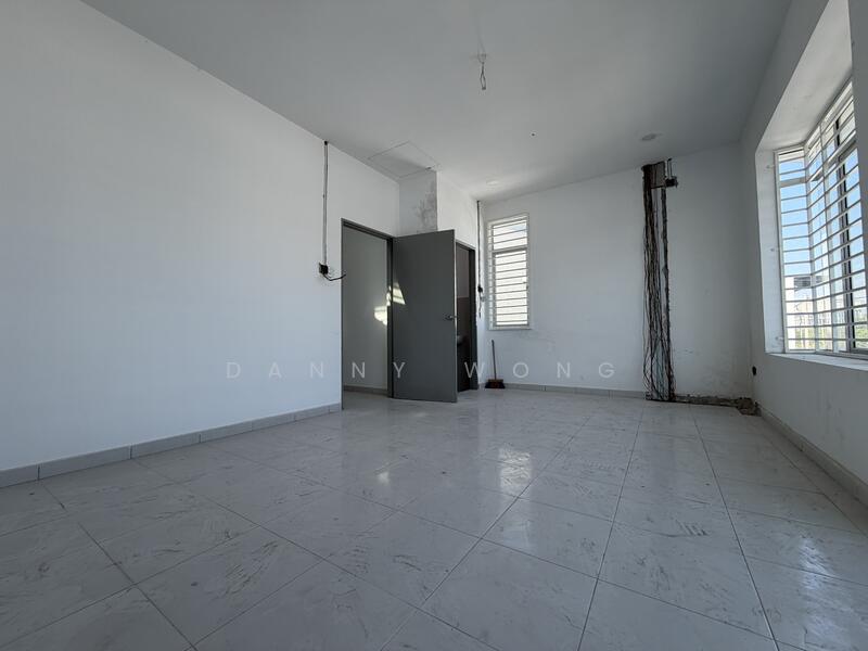 2-storey Terraced House for Sale in Taman Kundang Jaya (Rawang) - Danny Wong - Interior - PropertyGuru.com.my