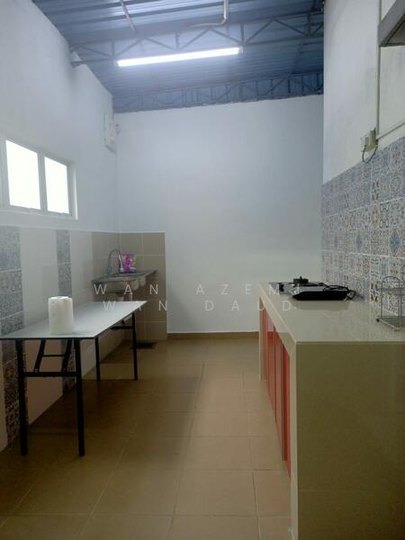 Cherry Hiilpark, Bandar Saujana Utama, Sungai Buloh untuk Untuk Disewa - RM 2,200 /bulan, Mac 2026 - Kitchen - PropertyGuru.com.my