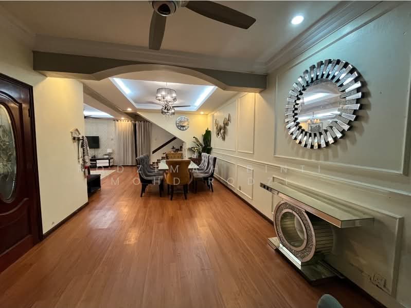 2-storey Terraced House for Sale in TTDI Jaya (Shah Alam) - Rodzimah Binti Mohd Rodzi - Dining Room - PropertyGuru.com.my