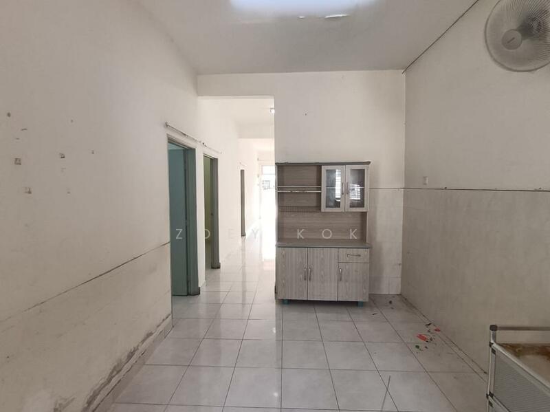 1-storey Terraced House for Sale in Johor Bahru (Johor) - Zoey Kok - Corridor - PropertyGuru.com.my