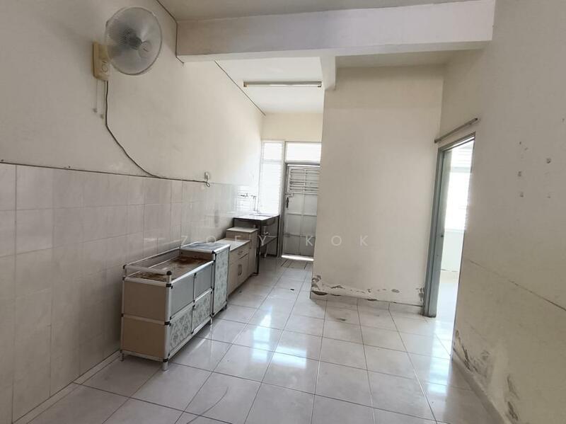 1-storey Terraced House for Sale in Johor Bahru (Johor) - Zoey Kok - Kitchen - PropertyGuru.com.my