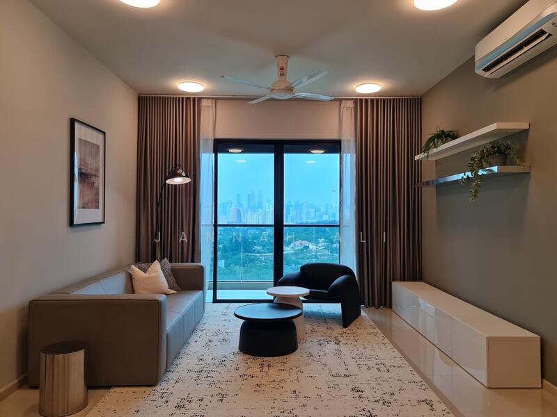 Residensi Solaris Parq untuk Untuk Disewa - RM 8,000 /bulan, Feb 2026 - Living Room - PropertyGuru.com.my