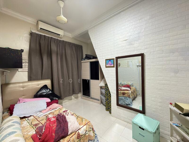 1.5-storey Terraced House for Sale in Taman Pelangi Indah (Ulu Tiram) - Zoey Kok - Bedroom - PropertyGuru.com.my