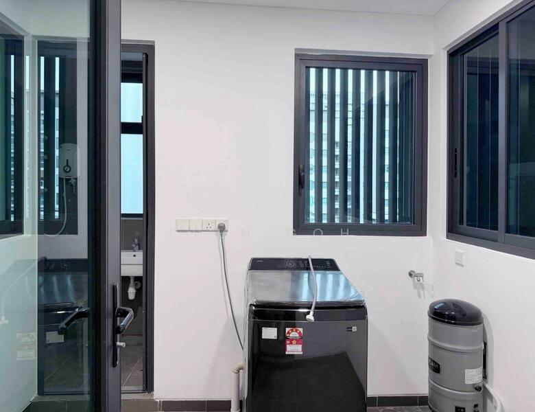 Condominium for Rent at The Light Collection IV - Even Goh - Yard - PropertyGuru.com.my