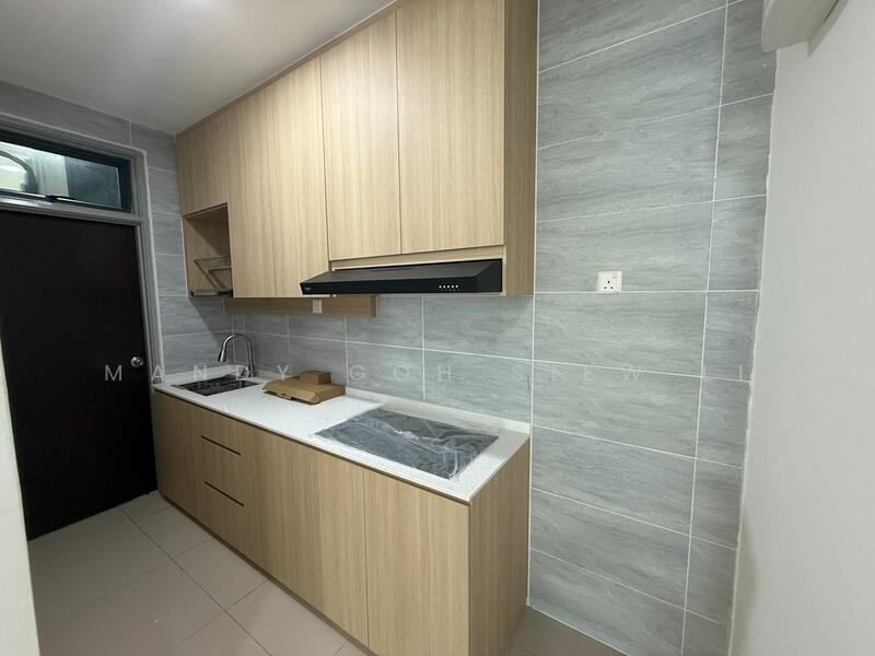 KSL Residence 2 @ Kangkar Tebrau untuk Untuk Disewa - RM 1,800 /bulan, Feb 2026 - Kitchen - PropertyGuru.com.my