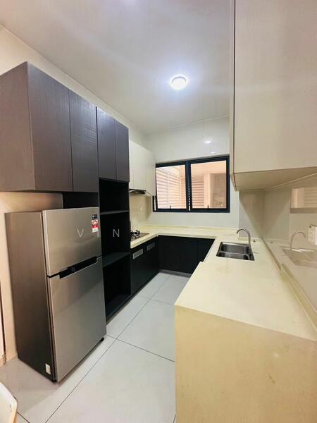 Condominium for Sale at Royal Strand @ Country Garden Danga Bay - Vincy Sia - Kitchen - PropertyGuru.com.my