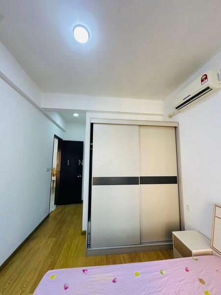 Condominium for Sale at Royal Strand @ Country Garden Danga Bay - Vincy Sia - Bedroom - PropertyGuru.com.my