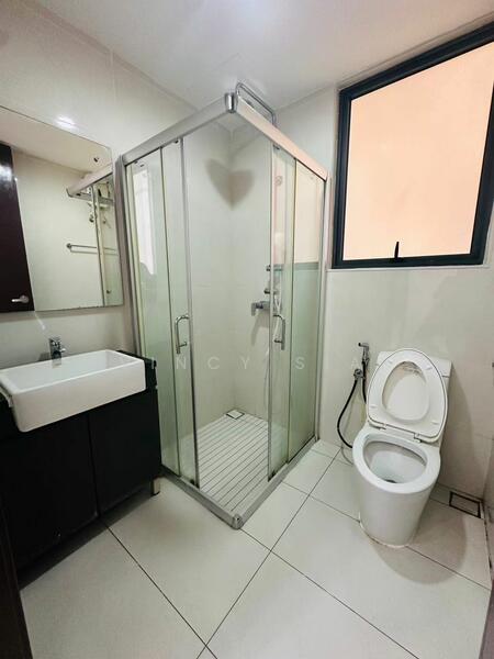 Condominium for Sale at Royal Strand @ Country Garden Danga Bay - Vincy Sia - Bathroom - PropertyGuru.com.my