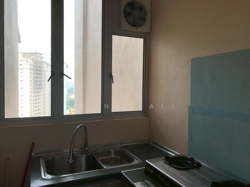 Condominium for Sale at Seri Maya Condominium - Jannah Ali - Kitchen - PropertyGuru.com.my