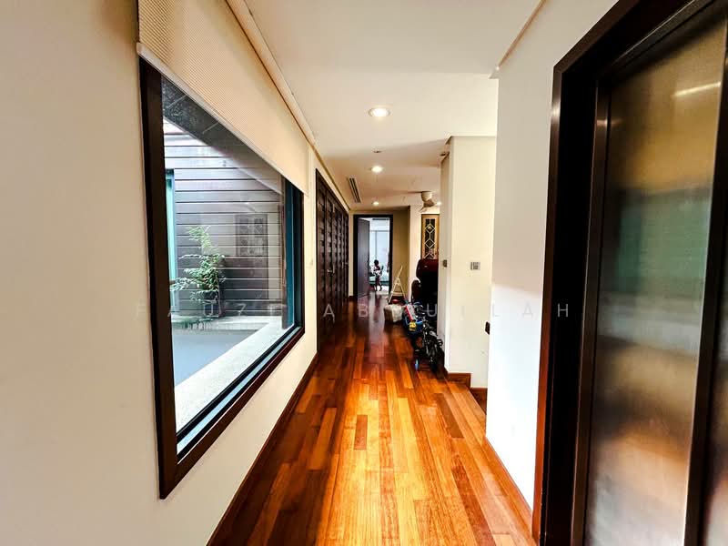 Bungalow for Sale in Bukit Jelutong (Shah Alam) - Fauzi Abdullah - Corridor - PropertyGuru.com.my