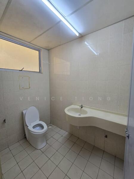 Condominium for Rent at Platinum Lake PV 10 - Venice Tiong - Bathroom - PropertyGuru.com.my
