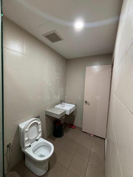 Service Residence for Rent at Liberty Tower @ i-City - Tommy Low - Bathroom - PropertyGuru.com.my