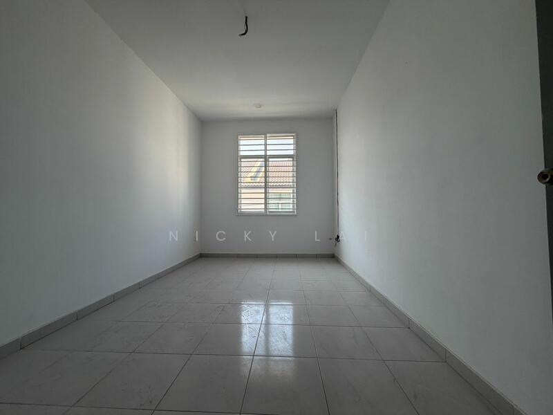 Terraced House for Sale in Taman Kundang Jaya (Rawang) - Nicky Lai - Interior - PropertyGuru.com.my